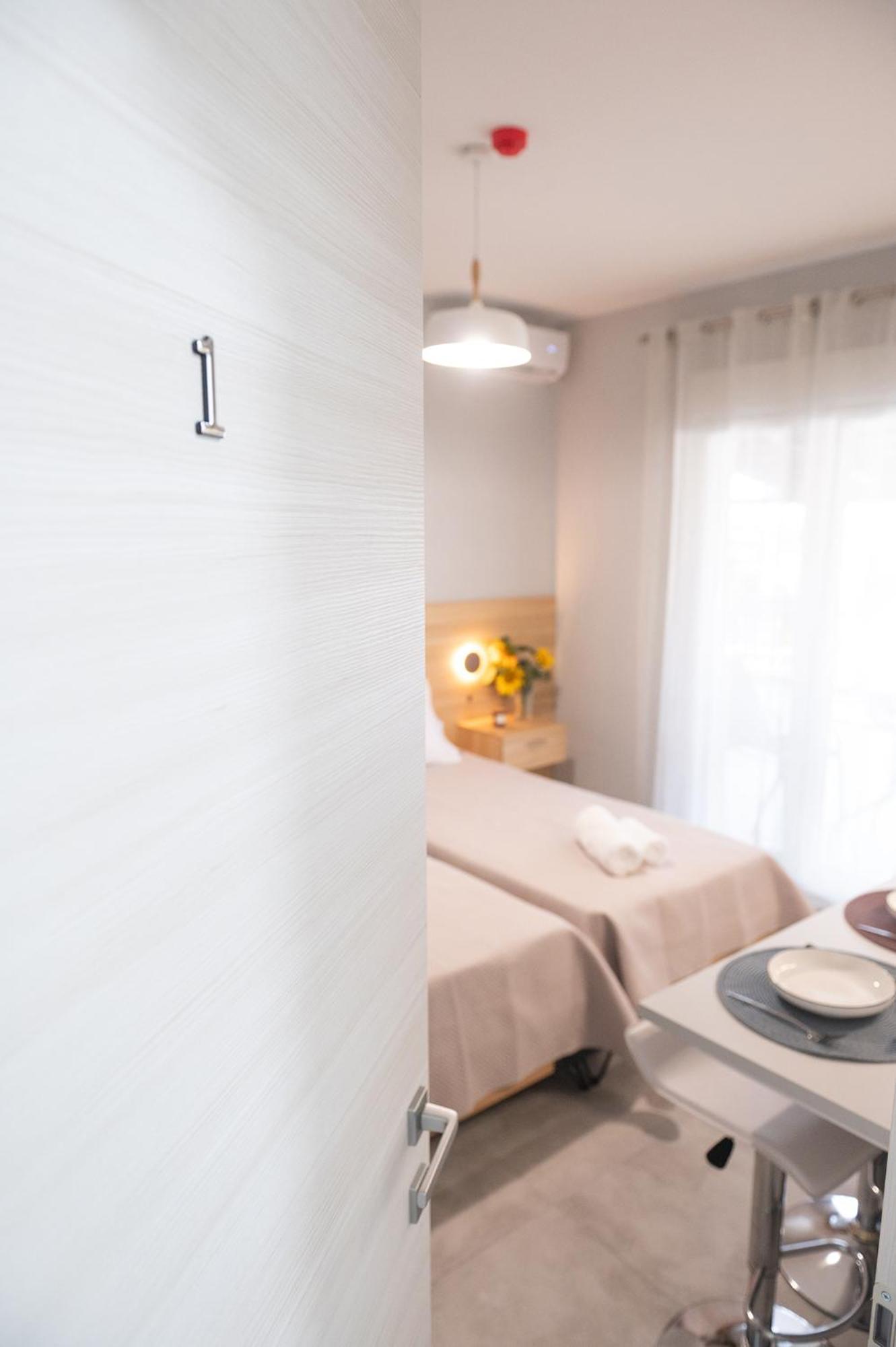 Four Sis Rooms Mangana ภายนอก รูปภาพ